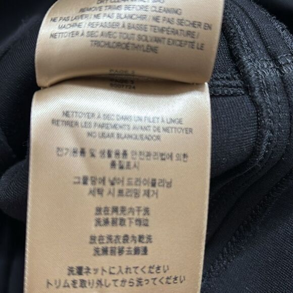 Burberry D-Ring Detail Bonded Jersey Dress in Black- Size 6 $ 1490 NWT - Picture 9 of 10